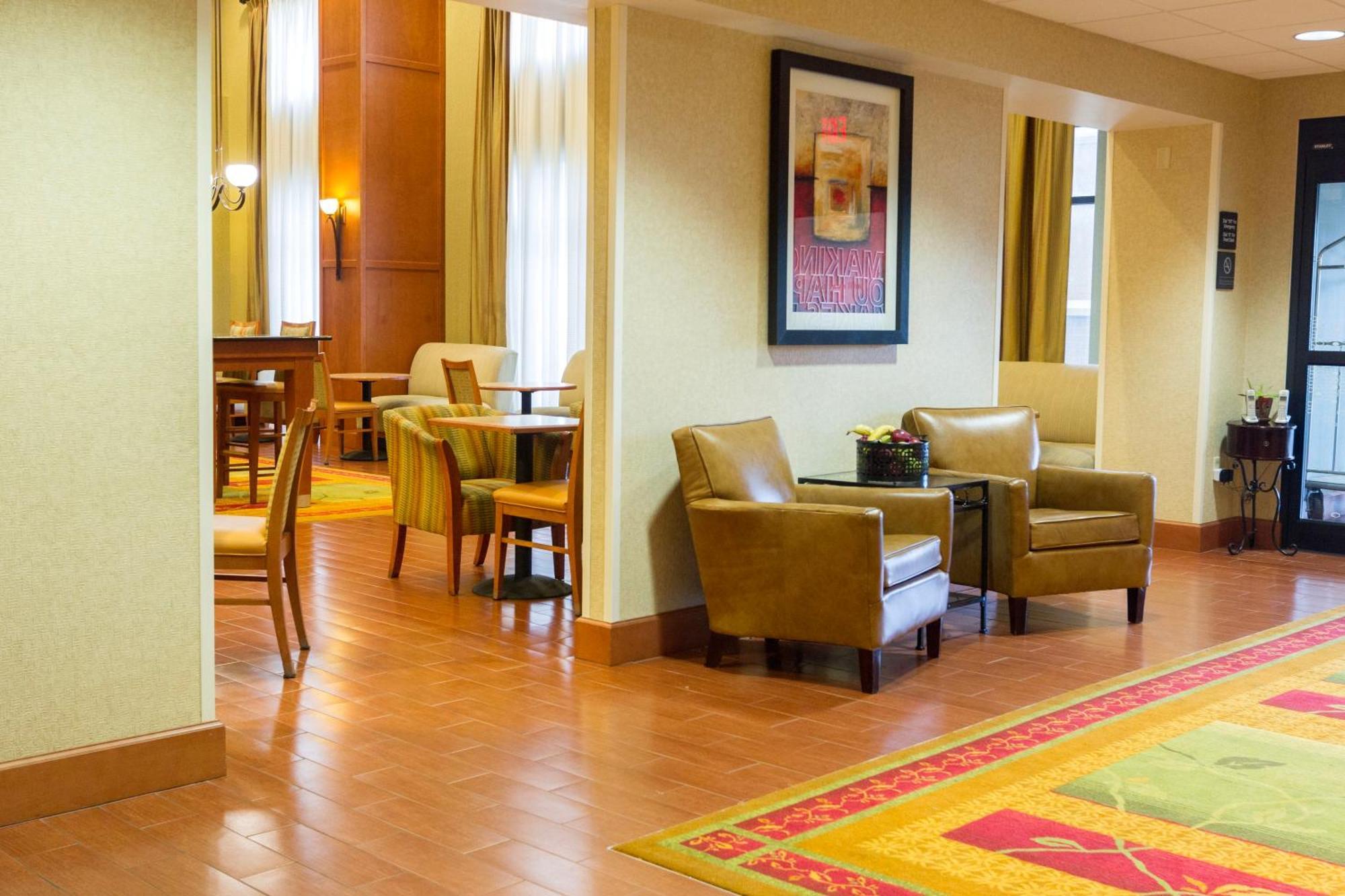 Hampton Inn & Suites Radcliff/Fort Knox Ngoại thất bức ảnh