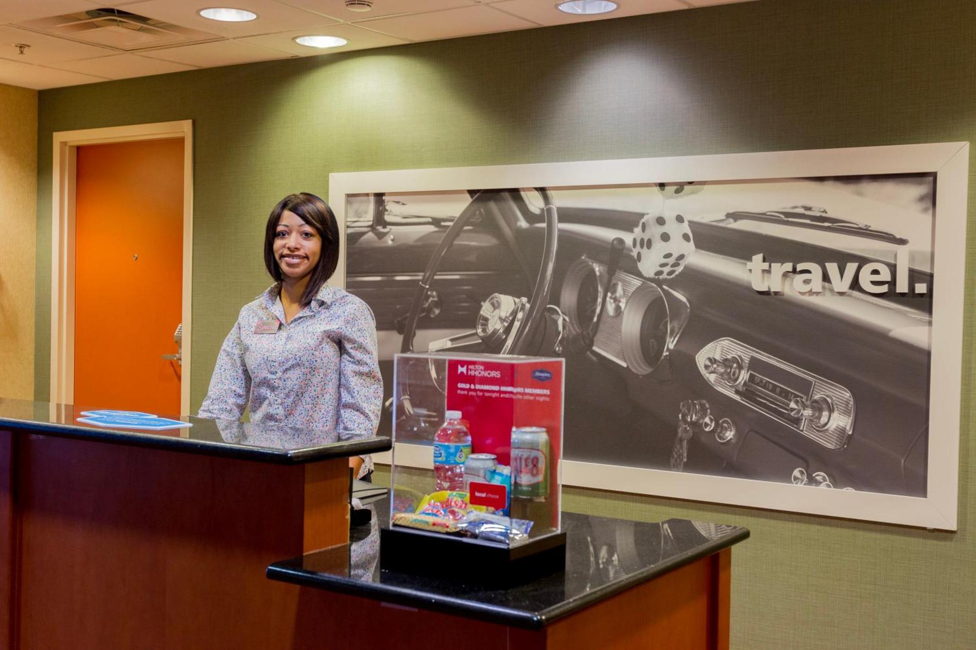 Hampton Inn & Suites Radcliff/Fort Knox Ngoại thất bức ảnh