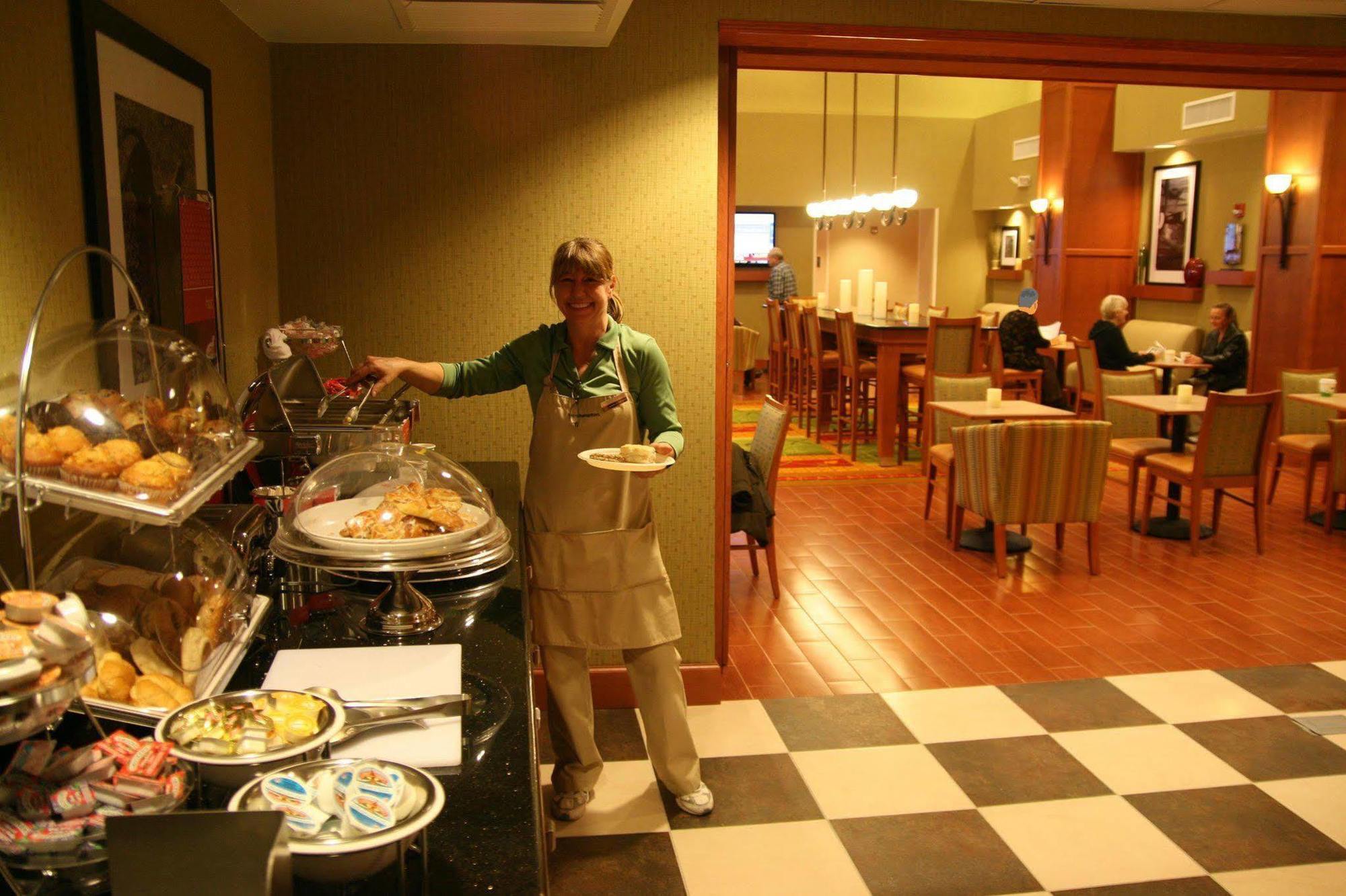 Hampton Inn & Suites Radcliff/Fort Knox Ngoại thất bức ảnh